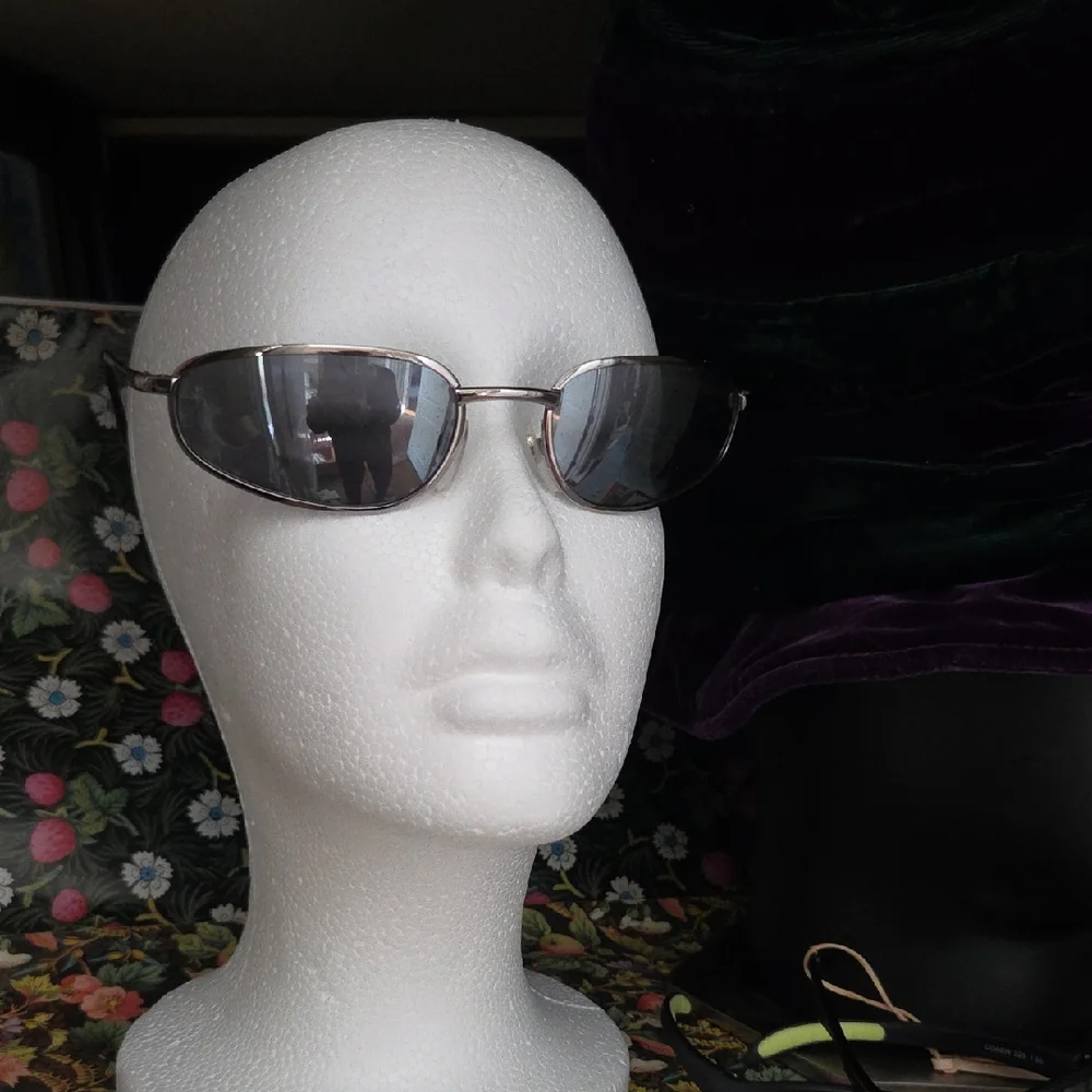 Stylish Trendy Silver Men's Sunglasses H158 Blue Silver Tones Summer Beach Chic